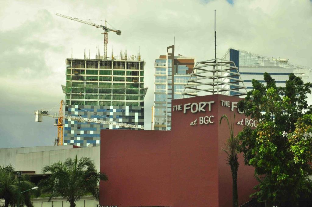 Our Awesome Hostel- Manila Makati City Exterior foto