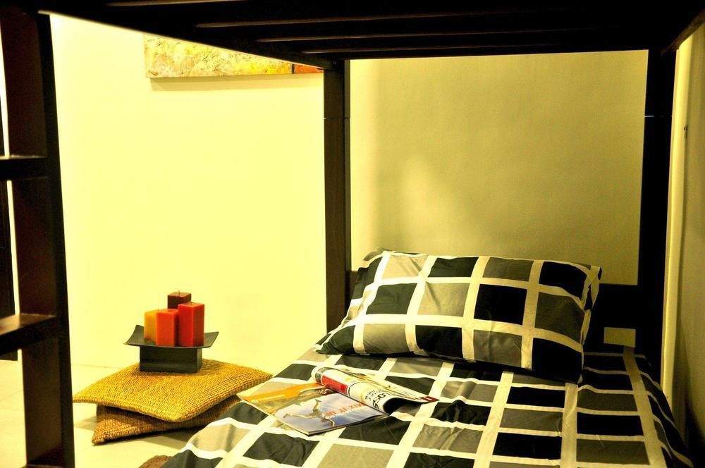 Our Awesome Hostel- Manila Makati City Exterior foto
